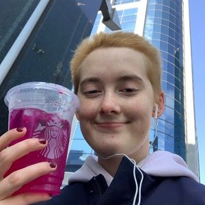 Meet your Posher, Kat